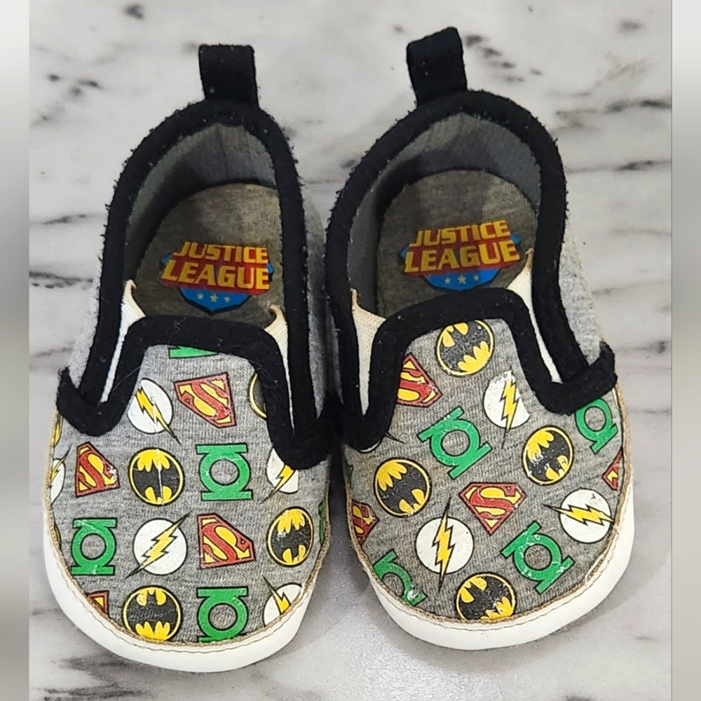 Justice League baby's infant crib shoes size 3-6 months
